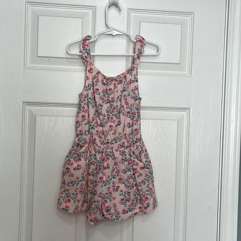 Bailey Lane/floral romper/size S 6-7